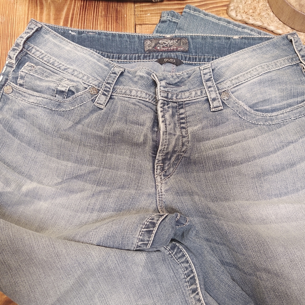 Silver jeans 🥰